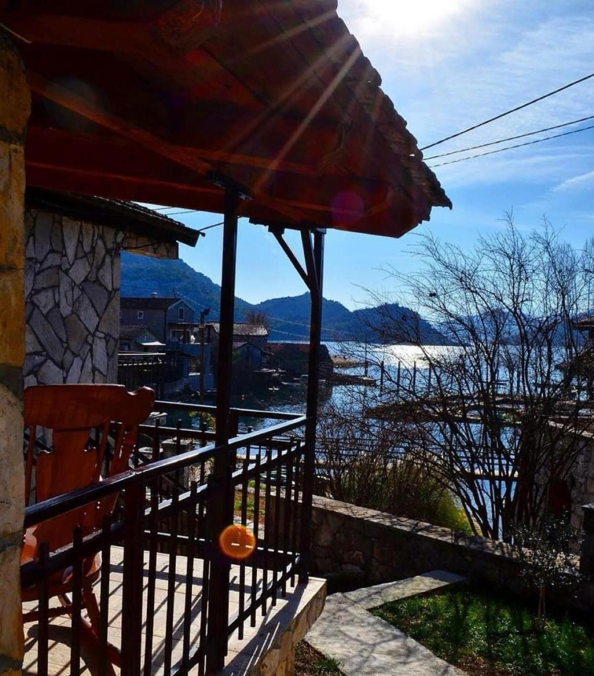 Lakeside Oasis Home Karuc 외부 사진