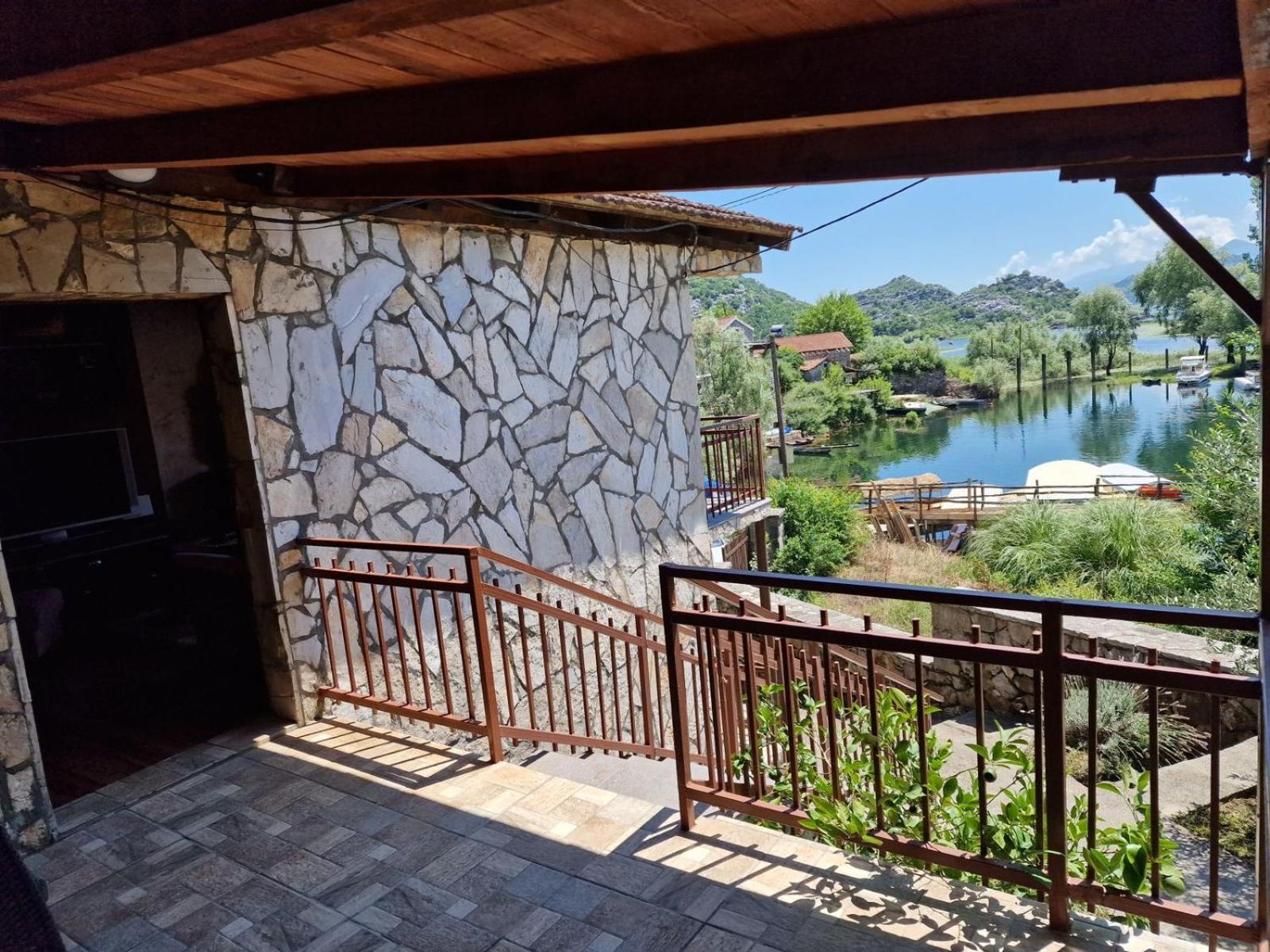 Lakeside Oasis Home Karuc 외부 사진