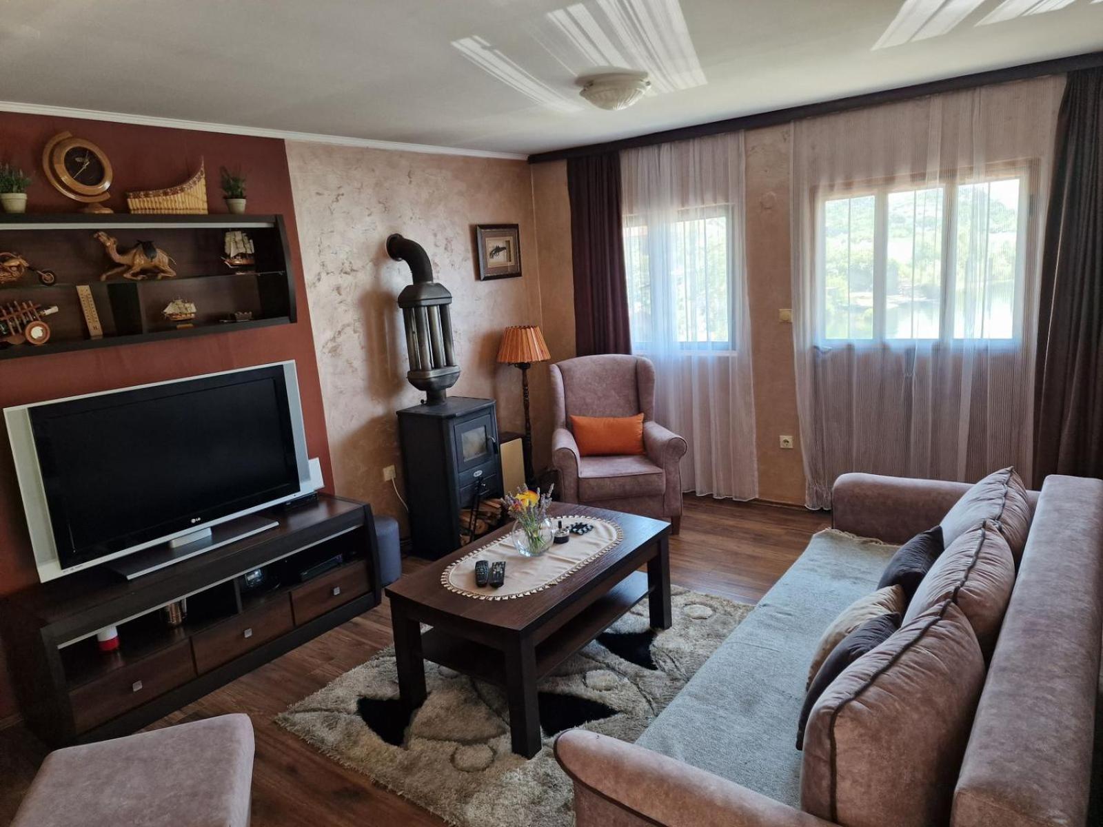 Lakeside Oasis Home Karuc 외부 사진